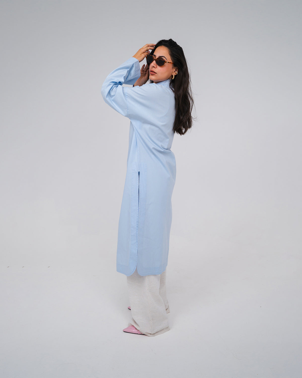 BEES Essential Cotton Poplin Shirt – Light Blue