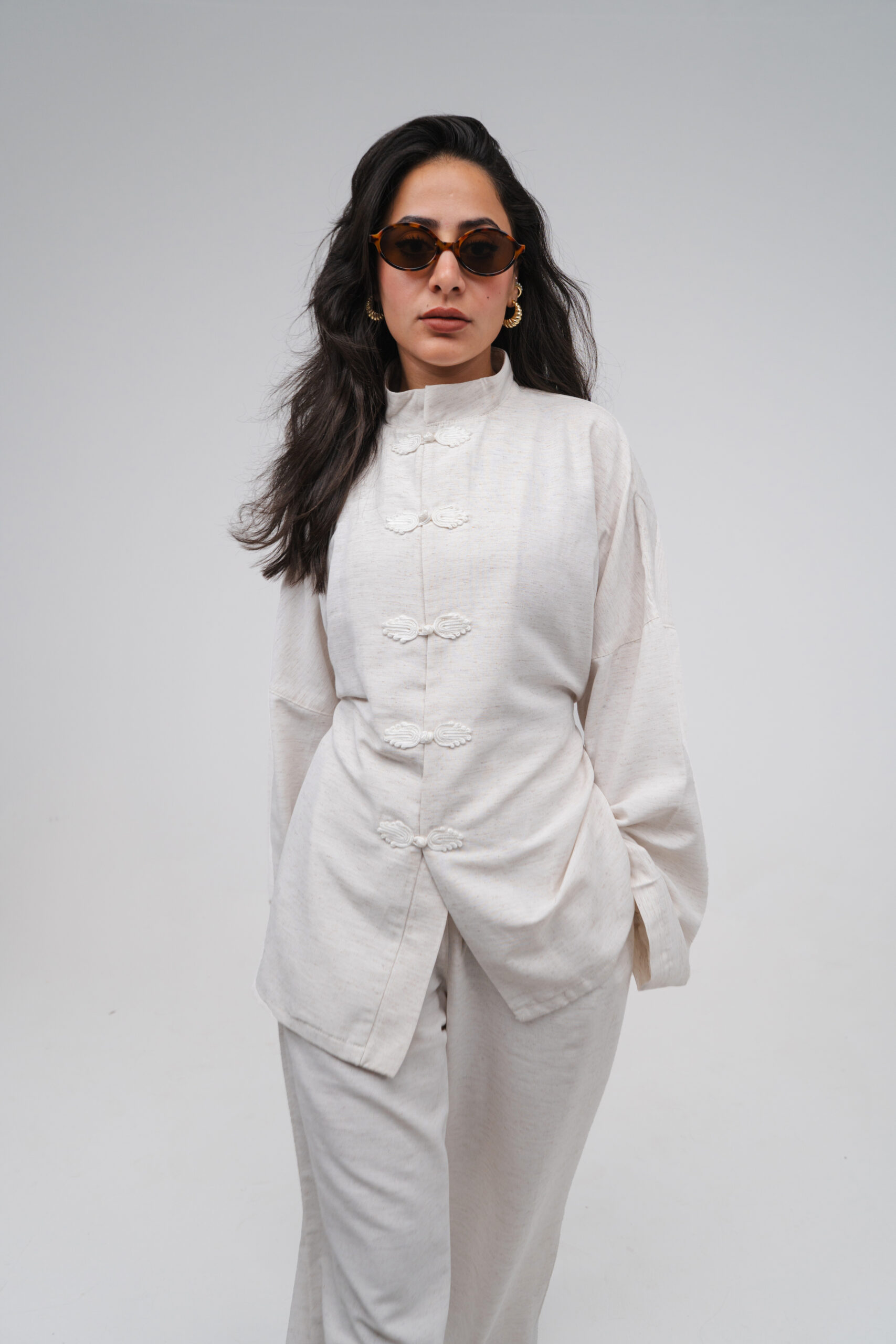 2 The BEES Zen Linen Set - Image 1